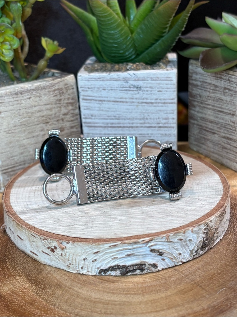 Vintage Silver Mesh Cufflinks with Black Ovals - Men Accessories